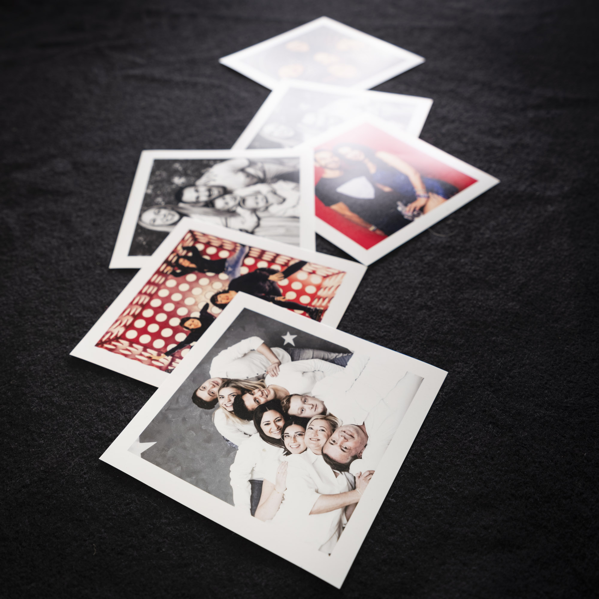6 Stk. Retro-Fotoprints 15x15cm perlmatt, mit Rand – Bild 2